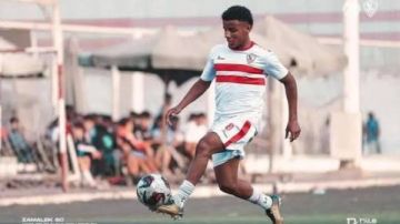 بقرار من معتمد جمال .. حسام عاشور ينضم لتدريبات الفريق الأول بالزمالك بقرار من معتمد جمال .. حسام عاشور ينضم لتدريبات الفريق الأول بالزمالك