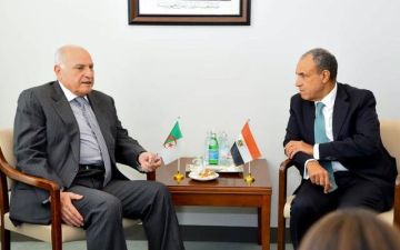 مصر والجزائر تبحثان تعزيز التعاون الاقتصادي والتنسيق بشأن قضايا المنطقة مصر والجزائر تبحثان تعزيز التعاون الاقتصادي والتنسيق بشأن قضايا المنطقة