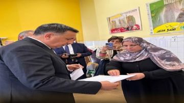 النصيحة على الملأ فضيحة .. نشأت الديهي يهاجم محافظ القليوبية بسبب مديري المدارس النصيحة على الملأ فضيحة .. نشأت الديهي يهاجم محافظ القليوبية بسبب مديري المدارس