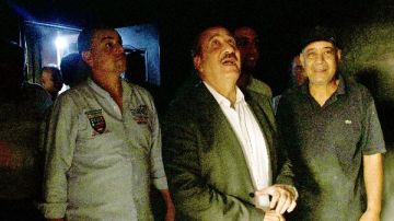 محافظ بورسعيد يتابع ميدانيا إعادة تأهيل منزل سيدة تضررت من حريق وحدتها السكنية بحي المناخ محافظ بورسعيد يتابع ميدانيا إعادة تأهيل منزل سيدة تضررت من حريق وحدتها السكنية بحي المناخ