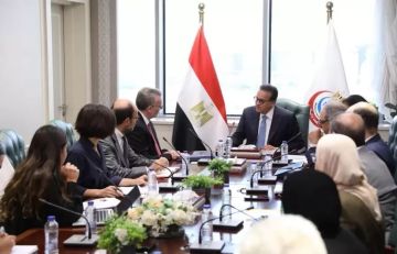 وزير الصحة والسكان يبحث مع بنك الاستثمار الأوروبي تعزيز التعاون ودعم المشروعات الصحية ذات الأولوية وزير الصحة والسكان يبحث مع بنك الاستثمار الأوروبي تعزيز التعاون ودعم المشروعات الصحية ذات الأولوية