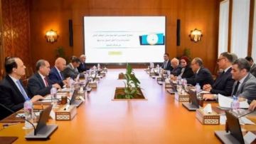وزيرا الخارجية والنقل يبحثان تعزيز التعاون لدعم مشروعات التنمية في قطاع النقل وزيرا الخارجية والنقل يبحثان تعزيز التعاون لدعم مشروعات التنمية في قطاع النقل