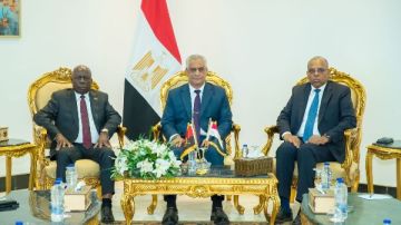 شراكة ثنائية في الصناعات الدفاعية.. جمبلاط يستقبل رئيس المكتب العسكري لرئيس أنجولا