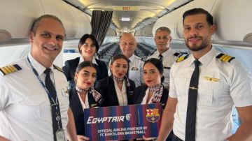 مصرللطيران تشغل 4 رحلات خاصة لنقل فريق برشلونة خلال مشاركتة في الدوري الأوروبي مصرللطيران تشغل 4 رحلات خاصة لنقل فريق برشلونة خلال مشاركتة في الدوري الأوروبي