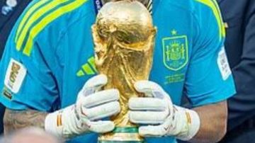 جيمي كاراجر: ديفيد رايا هو اللاعب الأهم في أرسنال جيمي كاراجر: ديفيد رايا هو اللاعب الأهم في أرسنال