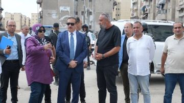 محافظ بورسعيد يتفقد رصف الطرق بمنطقة السيدة نفيسة بحي الضواحي محافظ بورسعيد يتفقد رصف الطرق بمنطقة السيدة نفيسة بحي الضواحي