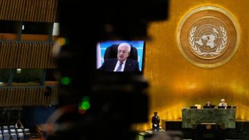 أمام الأمم المتحدة.. محمود عباس يتهم إسرائيل بشن حرب إبادة جماعية ضد الفلسطينيين في غزة أمام الأمم المتحدة.. محمود عباس يتهم إسرائيل بشن حرب إبادة جماعية ضد الفلسطينيين في غزة
