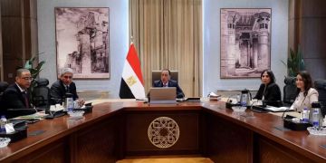رئيس الوزراء يتابع مستجدات مشروع إعادة إحياء منطقة نزلة السمان 