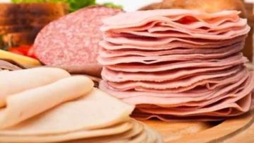 بدون لحم .. طريقة عمل لانشون سريع بدون لحم .. طريقة عمل لانشون سريع