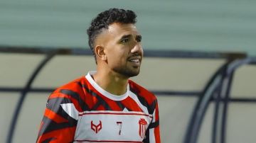 تريزيجيه يثير القلق في الرياض بإصابة عضلية جديدة تريزيجيه يثير القلق في الرياض بإصابة عضلية جديدة