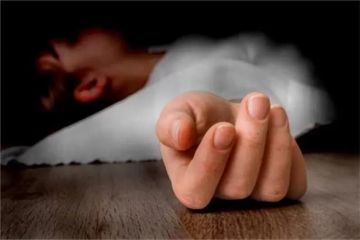 مصرع طفلة صعقا بالكهرباء إثر ملامسة عامود إنارة في الشرقية مصرع طفلة صعقا بالكهرباء إثر ملامسة عامود إنارة في الشرقية
