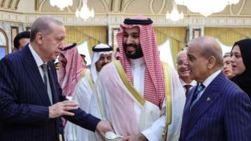 هل سيتم تفعيل اتفاق مكة؟.. باكستان تبحث مع إيران هجمات الحوثيين ضد السعودية هل سيتم تفعيل اتفاق مكة؟.. باكستان تبحث مع إيران هجمات الحوثيين ضد السعودية
