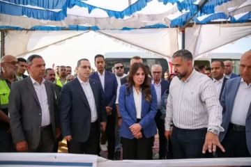 وزيرة الإسكان تتفقد مشروعات المرافق بمنطقتي الأمل والشريط الخدمي بمدينة العبور الجديدة وزيرة الإسكان تتفقد مشروعات المرافق بمنطقتي الأمل والشريط الخدمي بمدينة العبور الجديدة
