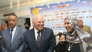 تكريم معنوي ومادي.. خلف الزناتي يعلن إطلاق جائزة المعلم القدوة