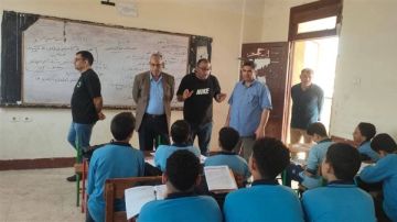 ماذا حدث داخل مدارس دملو؟ جولة مفاجئة تنتهي بقرار تكريم وإحالة للتحقيق ماذا حدث داخل مدارس دملو؟ جولة مفاجئة تنتهي بقرار تكريم وإحالة للتحقيق