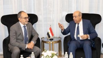 مع الحفاظ على الأصول.. وزير الطيران: نشارك القطاع الخاص لتحقيق أفضل قيمة مضافة للدولة مع الحفاظ على الأصول.. وزير الطيران: نشارك القطاع الخاص لتحقيق أفضل قيمة مضافة للدولة