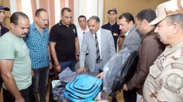 محافظ الشرقية يشهد احتفالية اهلا مدارس .. بيت الزكاة وجهاز مستقبل مصر يوفران 500 شنطة وأدوات مدرسية للطلاب والطالبات المستحقين محافظ الشرقية يشهد احتفالية اهلا مدارس .. بيت الزكاة وجهاز مستقبل مصر يوفران 500 شنطة وأدوات مدرسية للطلاب والطالبات المستحقين