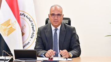 الري: التوجيه بسرعة تنفيذ أعمال الحماية والتكريك لبحر يوسف الري: التوجيه بسرعة تنفيذ أعمال الحماية والتكريك لبحر يوسف