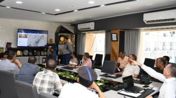فى اجتماع تنسيقى برئاسة محافظ أسوان.. التجهيز لاستكمال خط الطرد بالكرور فى اجتماع تنسيقى برئاسة محافظ أسوان.. التجهيز لاستكمال خط الطرد بالكرور