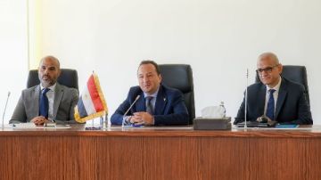 مباحثات جدية بين مصر وسوريا .. عودة وشيكة للطيران المباشر بين البلدين قريبا مباحثات جدية بين مصر وسوريا .. عودة وشيكة للطيران المباشر بين البلدين قريبا