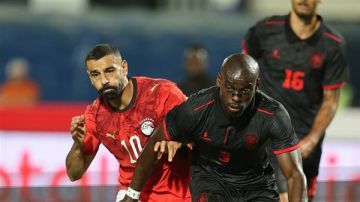 مصر وأنجولا يتعادلان سلبيا في الشوط الأول بتصفيات أمم إفريقيا مصر وأنجولا يتعادلان سلبيا في الشوط الأول بتصفيات أمم إفريقيا