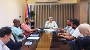 خطة صيانة في أسوان.. حصر وتصنيف معدات النظافة استعدادا للموسم السياحى الجديد .. ونائب المحافظ يتابع سرعة دخولها الخدمة لتحقيق الإستفادة المثلى منها خطة صيانة في أسوان.. حصر وتصنيف معدات النظافة استعدادا للموسم السياحى الجديد .. ونائب المحافظ يتابع سرعة دخولها الخدمة لتحقيق الإستفادة المثلى منها