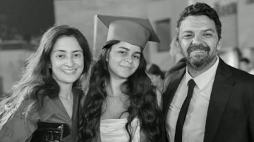 بصورة مع طليقته الراحلة.. خضر محمد خضر يرد على مهاجميه: سيبونا في حالنا