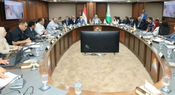 محافظ الجيزة يعقد اللقاء الأسبوعي لبحث شكاوى المواطنين محافظ الجيزة يعقد اللقاء الأسبوعي لبحث شكاوى المواطنين