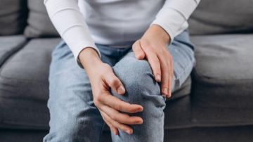 خشونة الركبة.. الأعراض وطرق علاجها خشونة الركبة.. الأعراض وطرق علاجها
