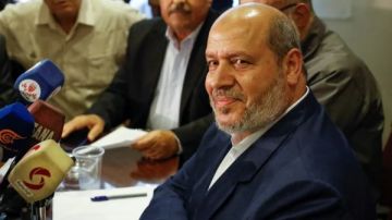 خليل الحية: حماس تعتزم خوض الانتخابات التشريعية ضمن تحالف ونتمسك بـ المقاومة خليل الحية: حماس تعتزم خوض الانتخابات التشريعية ضمن تحالف ونتمسك بـ المقاومة