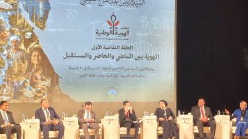 وزير الشباب: الهوية الوطنية بذرة تنمو بالرعاية والرياضة تعزز الانتماء وزير الشباب: الهوية الوطنية بذرة تنمو بالرعاية والرياضة تعزز الانتماء
