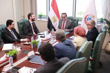 وزير الصحة يبحث مع إليفيت توسيع الاستثمارات في مصر وزير الصحة يبحث مع إليفيت توسيع الاستثمارات في مصر