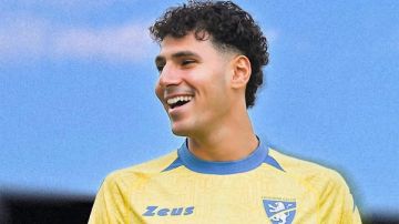 محمد شبانة: أتمنى فشل انتقال عمر فايد للأهلي.. اللاعب محترف بجد في أوروبا محمد شبانة: أتمنى فشل انتقال عمر فايد للأهلي.. اللاعب محترف بجد في أوروبا
