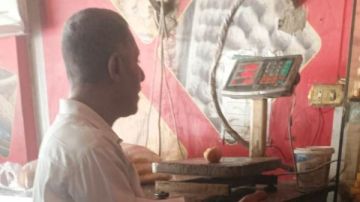 تحرير 81 محضرا في حملات تموينية بأسوان تحرير 81 محضرا في حملات تموينية بأسوان