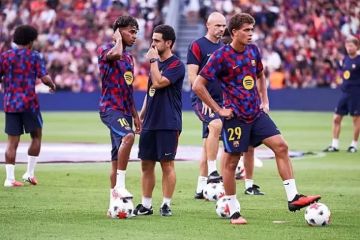 لامين يامال يغيب عن المران الأخير لبرشلونة قبل مواجهة فالنسيا في الليجا