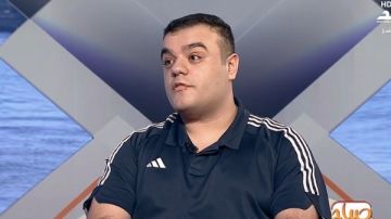 زياد جمال يكشف بداية رحلته في البرمجة وتعاونه مع شركة صينية زياد جمال يكشف بداية رحلته في البرمجة وتعاونه مع شركة صينية