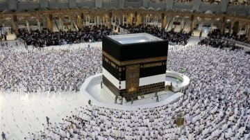 أسعار العمرة 2026-2027.. تفاصيل البرامج المتاحة وتكلفة الرحلة والأوراق المطلوبة أسعار العمرة 2026-2027.. تفاصيل البرامج المتاحة وتكلفة الرحلة والأوراق المطلوبة