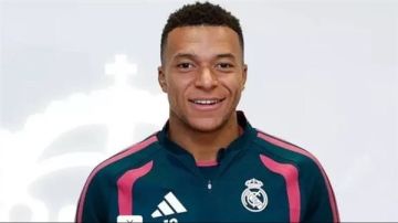 مبابي نجم أغسطس في ريال مدريد.. رسالة تفاؤل لجماهير الملكي