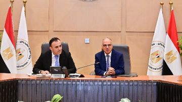 وزير الري يبحث مع وفد أوزبكي تعزيز التعاون المائي وتفعيل المشروعات المشتركة وزير الري يبحث مع وفد أوزبكي تعزيز التعاون المائي وتفعيل المشروعات المشتركة