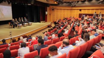 وزير الاتصالات الأسبق يطالب بإنتاج نماذج وطنية للذكاء الاصطناعي وزير الاتصالات الأسبق يطالب بإنتاج نماذج وطنية للذكاء الاصطناعي