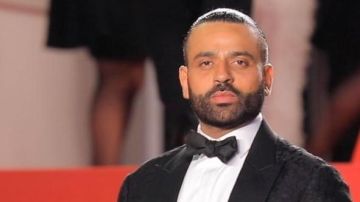 إسلام جمال وهشام ماجد فى جنازة والد عمر السعيد إسلام جمال وهشام ماجد فى جنازة والد عمر السعيد