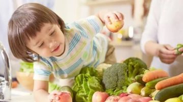 مع دخول المدارس.. أطعمة ترفع المناعة عند الأطفال وتحميهم من أمراض العدوى مع دخول المدارس.. أطعمة ترفع المناعة عند الأطفال وتحميهم من أمراض العدوى