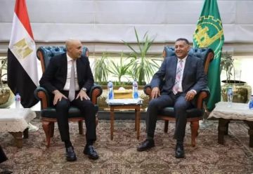 محافظ القليوبية يستقبل وزير التعليم بديوان عام المحافظة تمهيدا لافتتاح 3 مدارس بمركزي بنها وطوخ محافظ القليوبية يستقبل وزير التعليم بديوان عام المحافظة تمهيدا لافتتاح 3 مدارس بمركزي بنها وطوخ