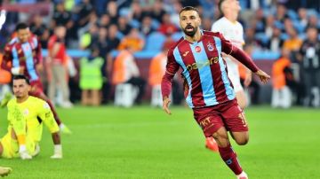 بعد غياب 4 سنوات.. محمد صلاح يعود إلى تسجيل الهاتريك بعد غياب 4 سنوات.. محمد صلاح يعود إلى تسجيل الهاتريك