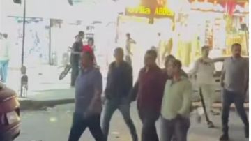 حملات أمنية مكثفة في العبور.. تطهير الشوارع والمولات من البؤر الإجرامية وضبط الخارجين عن القانون حملات أمنية مكثفة في العبور.. تطهير الشوارع والمولات من البؤر الإجرامية وضبط الخارجين عن القانون