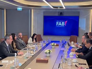 د. أحمد رستم: تنظيم فعاليات مشتركة لترويج الفرص الاستثمارية وجذب رؤوس الأموال للقطاعات الإنتاجية د. أحمد رستم: تنظيم فعاليات مشتركة لترويج الفرص الاستثمارية وجذب رؤوس الأموال للقطاعات الإنتاجية
