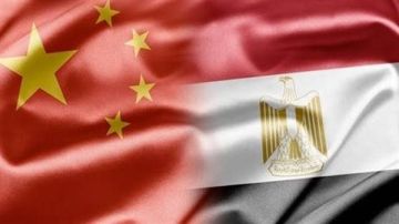 هل يتراجع الاعتماد على الدولار؟.. خبير اقتصادي يكشف خطوة جديدة في العلاقات المصرية الصينية هل يتراجع الاعتماد على الدولار؟.. خبير اقتصادي يكشف خطوة جديدة في العلاقات المصرية الصينية