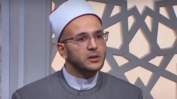 أمين الإفتاء: هذه المنصات بيئة خصبة لنشر الأفكار المتطرفة أمين الإفتاء: هذه المنصات بيئة خصبة لنشر الأفكار المتطرفة