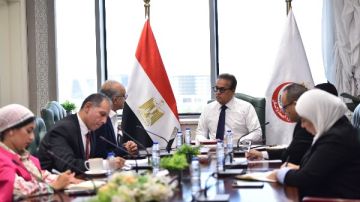 وزير الصحة يبحث آليات التوسع في خدمات رعاية مرضى الجلوكوما وزير الصحة يبحث آليات التوسع في خدمات رعاية مرضى الجلوكوما