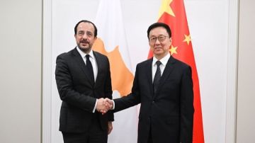 الصين تؤكد استعدادها للعمل مع غانا و قبرص لتعميق الشراكة الاستراتيجية الصين تؤكد استعدادها للعمل مع غانا و قبرص لتعميق الشراكة الاستراتيجية